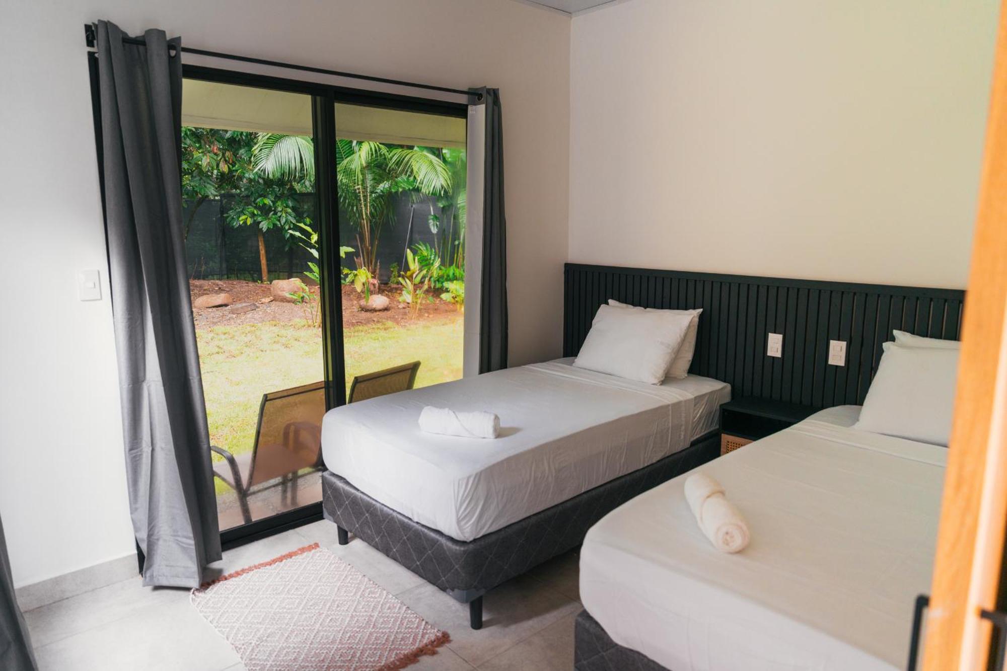 Tamandua Homes El Centro De Увита Екстериор снимка
