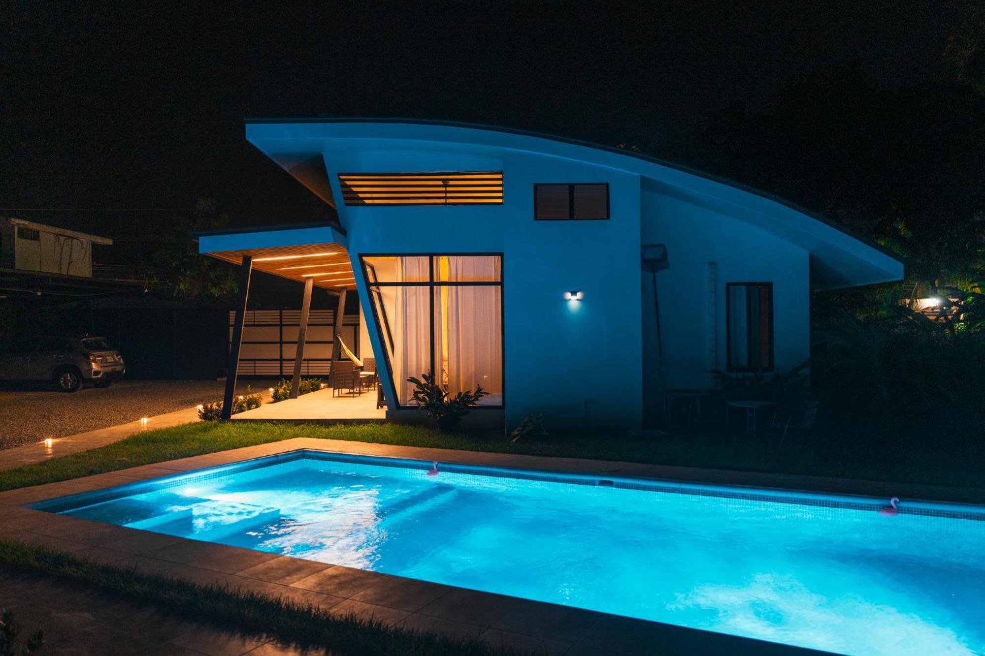 Tamandua Homes El Centro De Увита Екстериор снимка